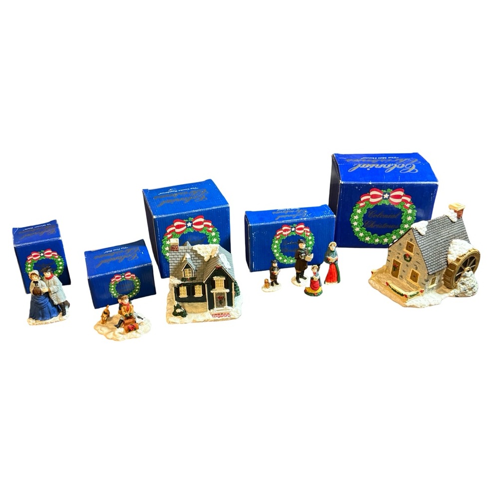 Vintage 90s Colonial Christmas Village Houses Figurines Set By Papel Mill‎ Sled
